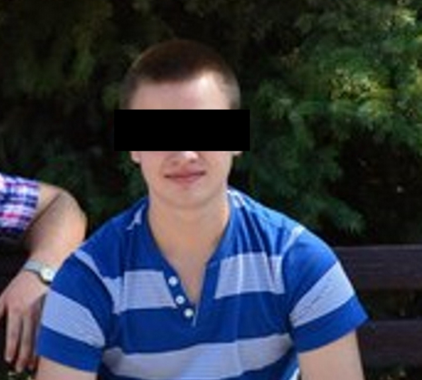 В Волгодонске школьника нашли мертвым на лавочке возле подъезда