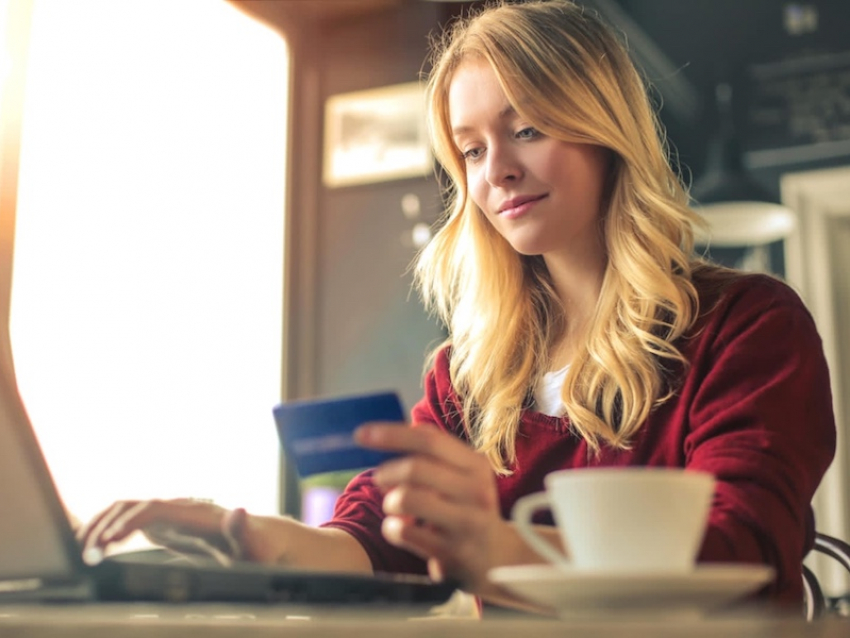 Жители Волгодонска стали чаще покупать отечественные бренды одежды в интернете