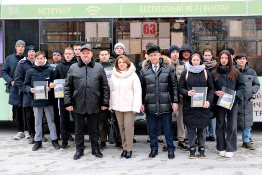 Студенты Дубовского и Заветинского районов приехали в Волгодонск на профориентационную экскурсию