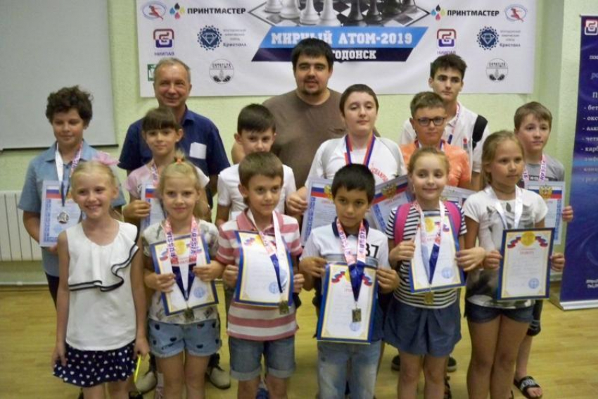 Блестящие результаты показали волгодонцы на этапе кубка региона по шахматам