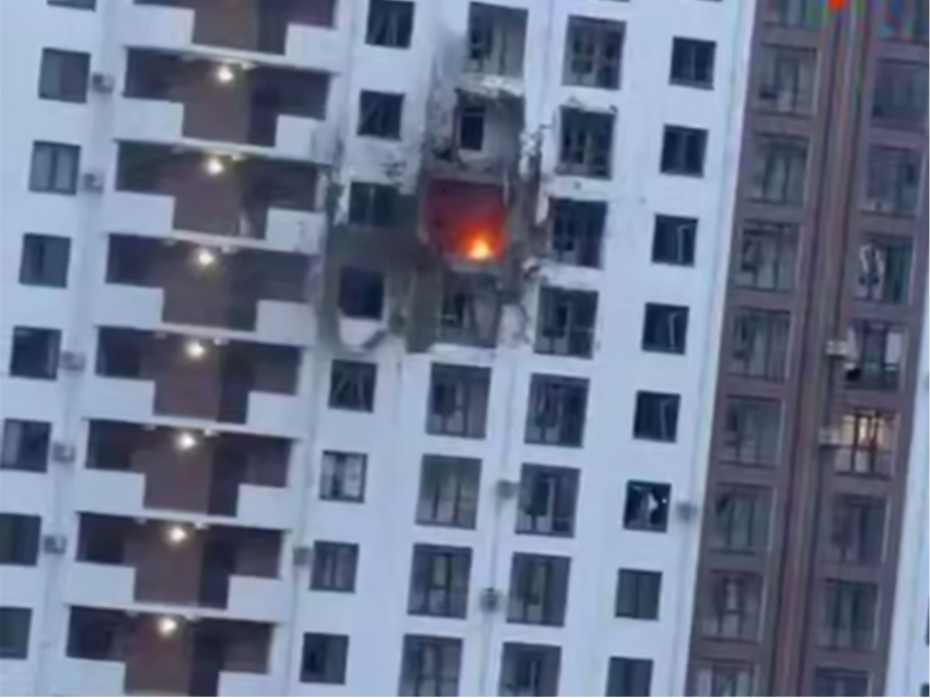 Ночью была осуществлена массированная атака украинских БПЛА по нескольким регионам России