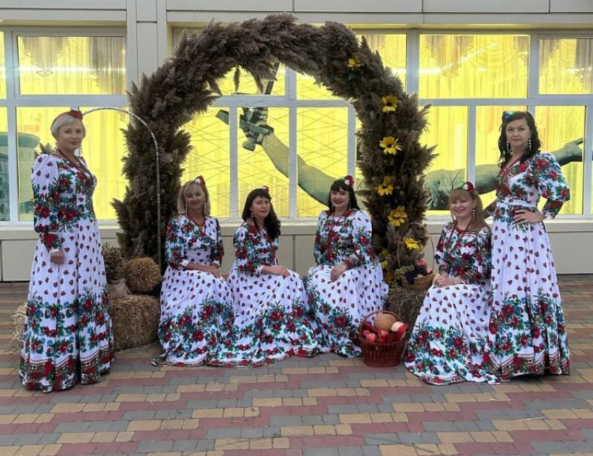 Цимлянские «Ностальжи» зажгли сердца в Чернышковском районе