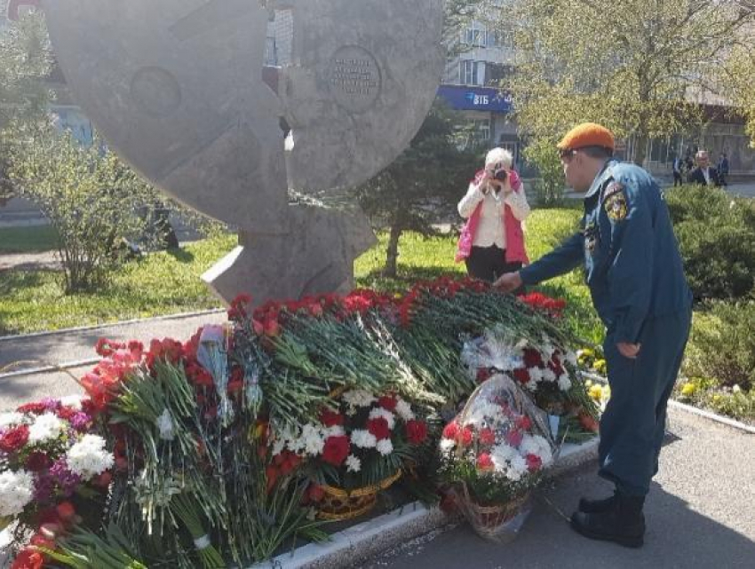 В Волгодонске почтили память ликвидаторов аварии на Чернобыльской АЭС