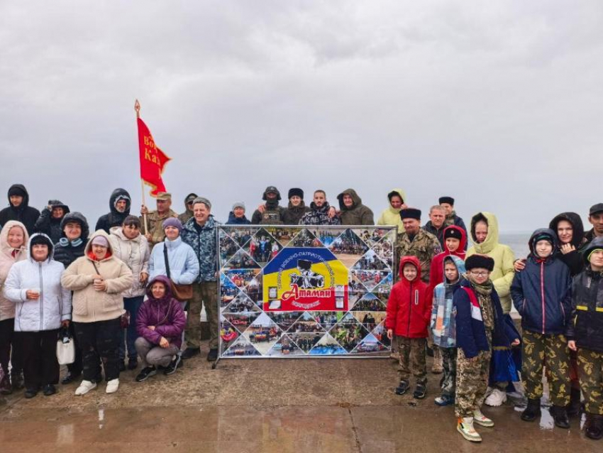 "Место силы» на набережной В-9 стало центром казачьих гуляний