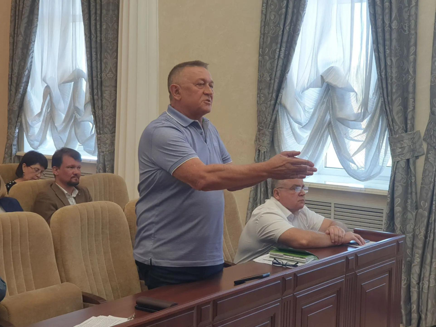 «Вы власть, мы вас избрали!»: группа бизнесменов Волгодонска выразила недовольство градостроительной политикой