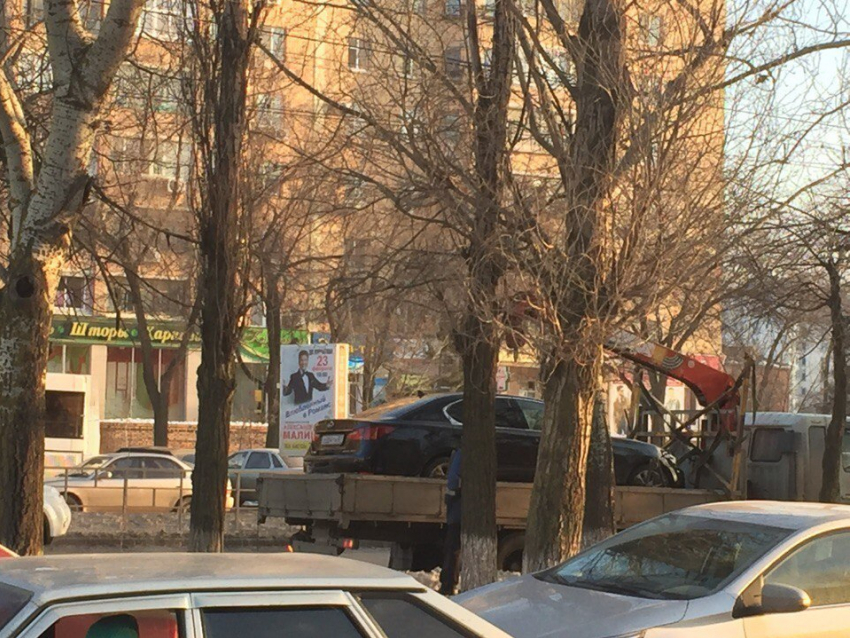 В Волгодонске нарушителей парковки и любителей бросить машину возле остановки будут штрафовать 