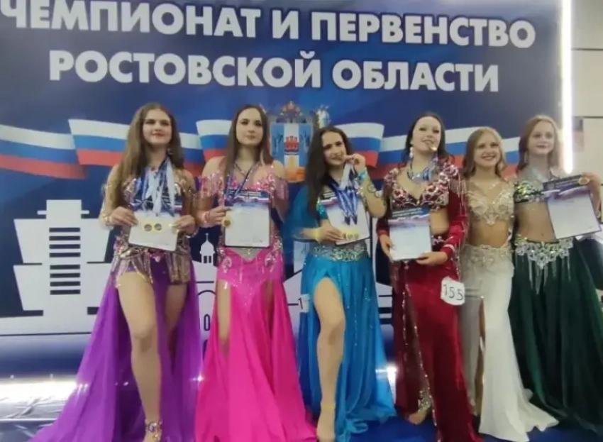 «Алмаз» блистает на пьедестале почета: восточные танцовщицы из Волгодонска вновь покорили Ростовскую область 