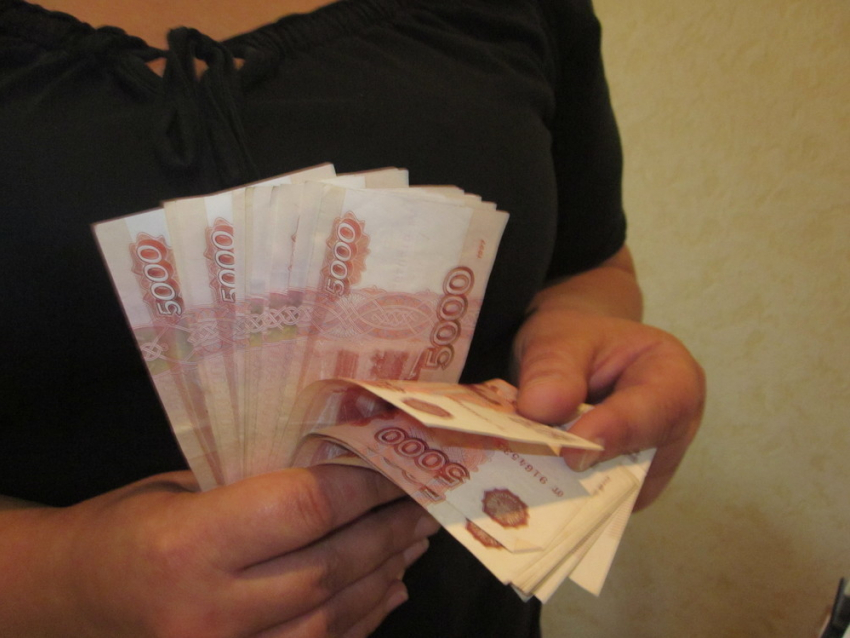 Жители Волгодонска должны банкам в среднем более 25 тысяч рублей каждый