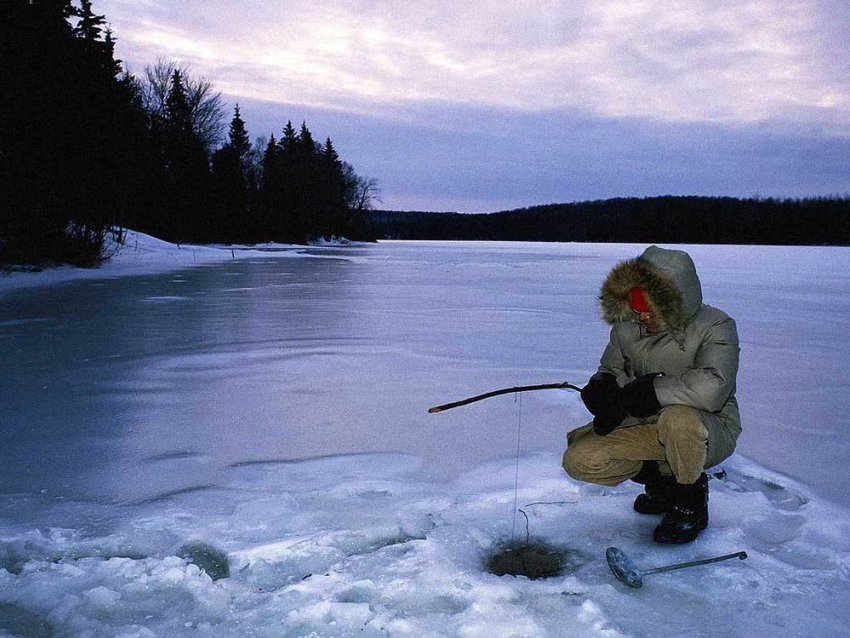 Рыбаков на водоемах Волгодонска стало меньше, несмотря на окрепший лед