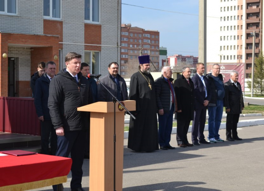 Первые лица города поздравили бойцов нацгвардии в Волгодонске с профессиональным праздником