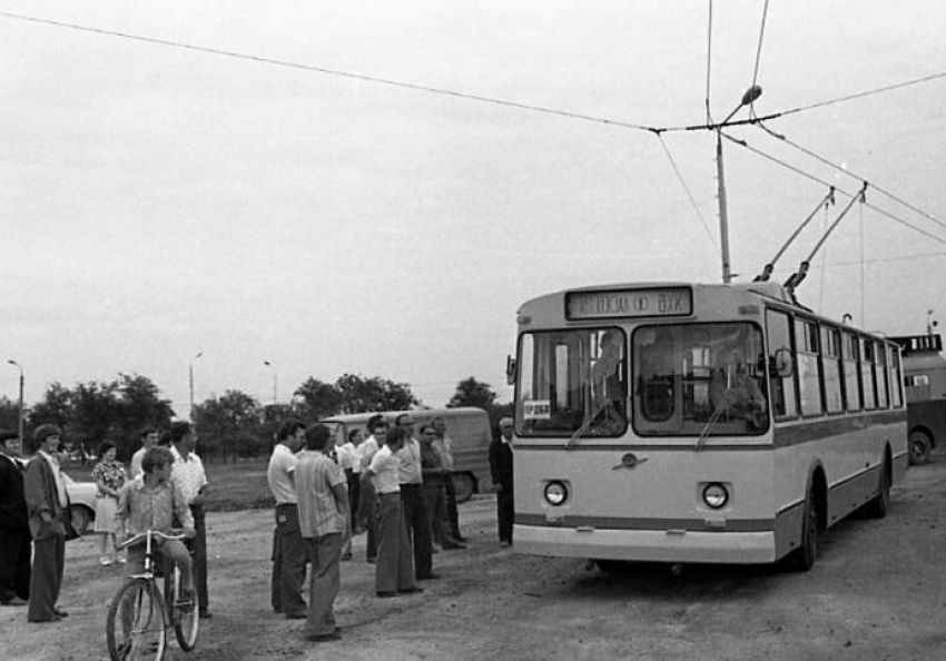 43 года назад в Волгодонске началось движение троллейбусов