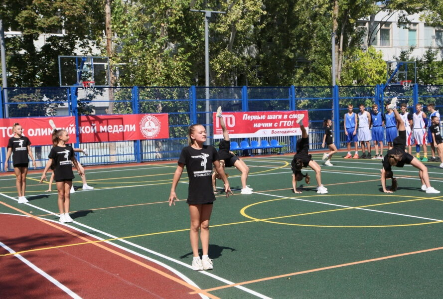 В Волгодонске открыли новую спортплощадку для 5 видов массовых игр